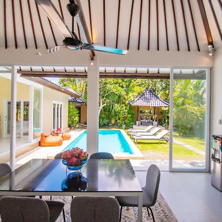 Villa Sitara, Sitara Villa Group Seminyak Exteriör bild