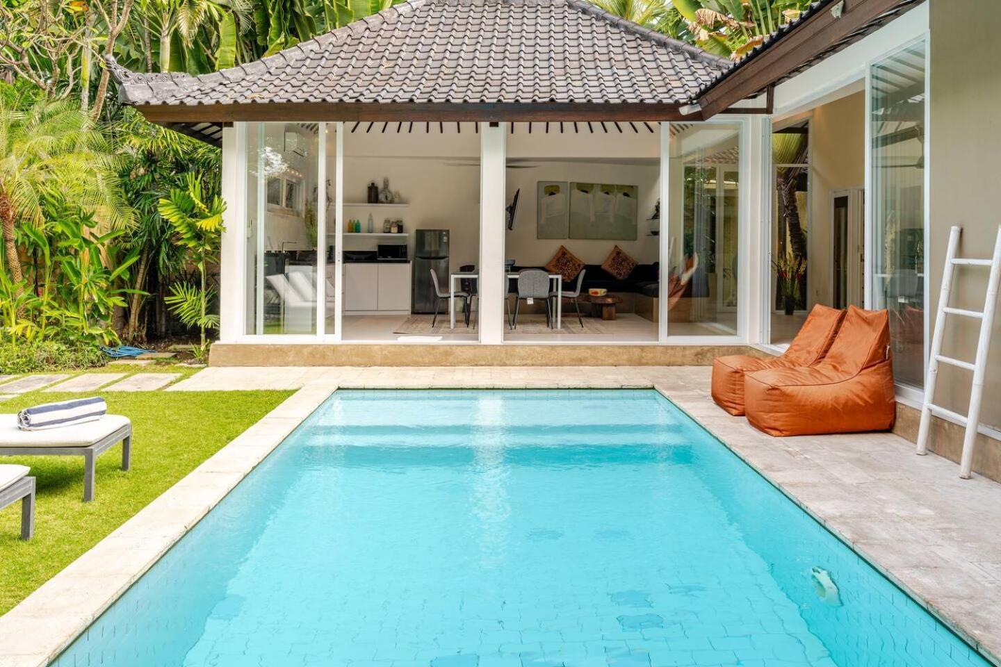 Villa Sitara, Sitara Villa Group Seminyak Exteriör bild